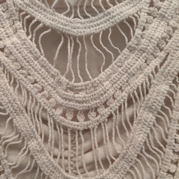 Casual Cream Top - Picture 2 of 5